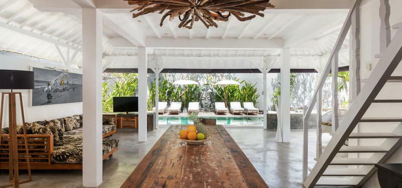 Monkey Villa *